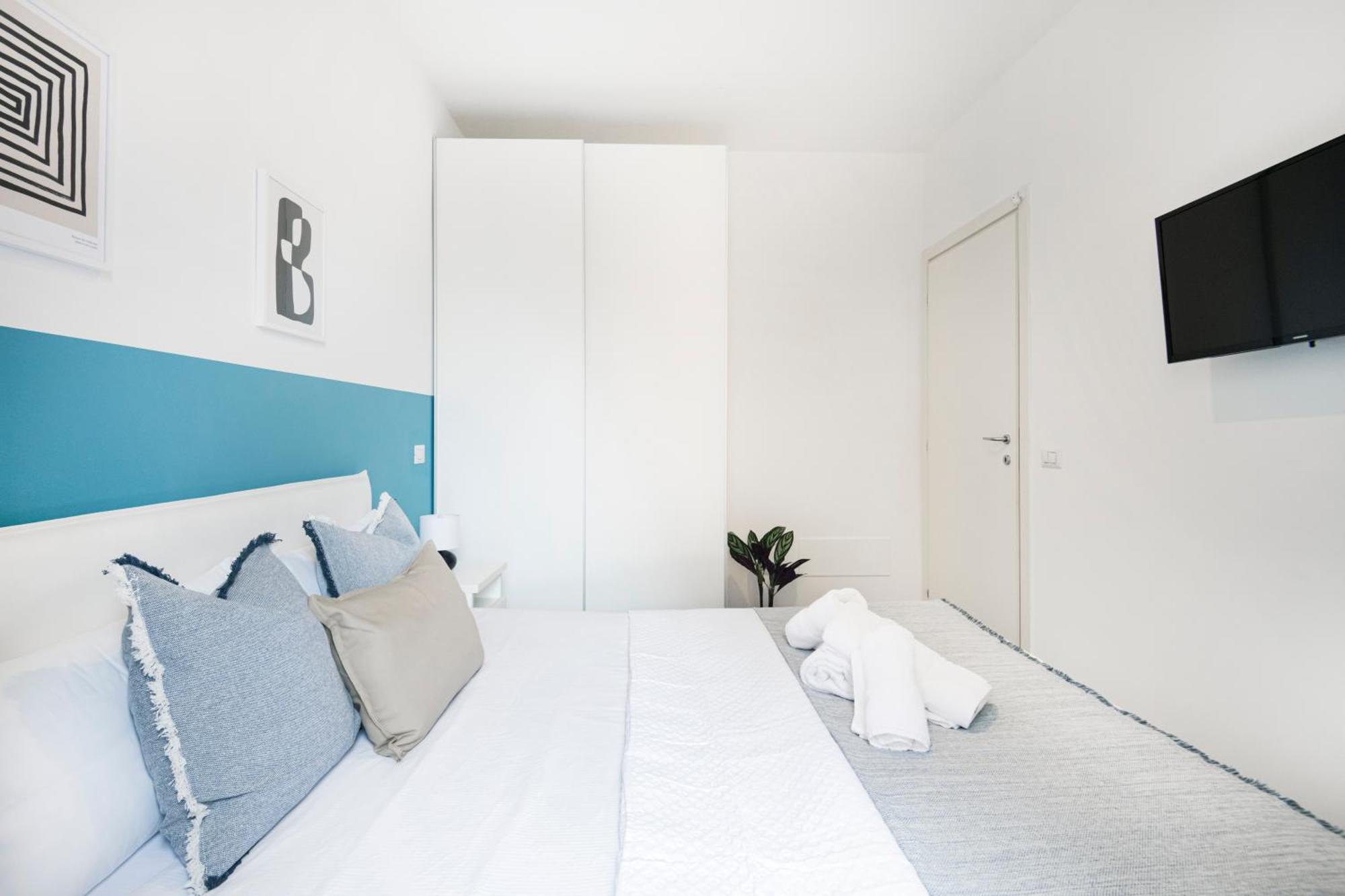 New Flat Fully Furnished In P.Ta Romana Milan Exterior photo